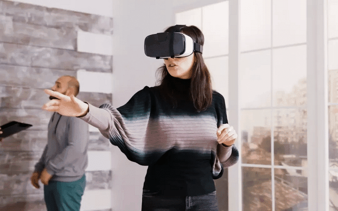Virtual Reality Experiences for Real Estate