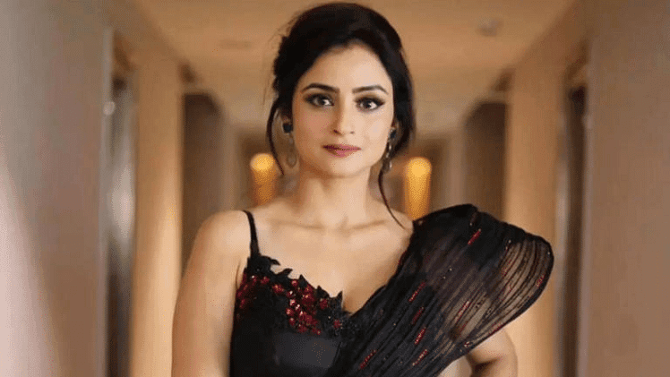 Madirakshi Mundle